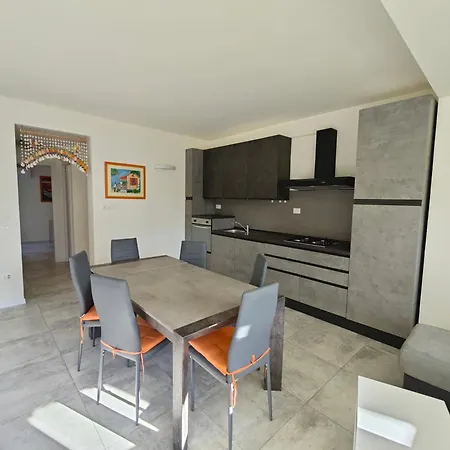 Ciliegio * 罗索利纳